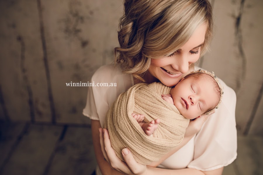 babies newborn baby family photographer photography photograph photos photo babies gold coast brisbane the best family picture pictures tanha basile winni mini