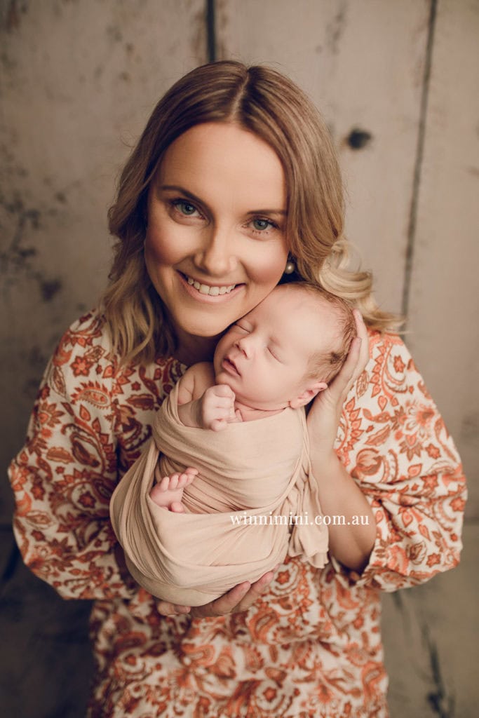 newborn baby family photographer photography photograph photos photo babies gold coast brisbane the best family picture pictures tanha basile winni mini