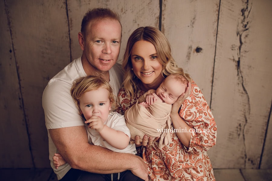 newborn baby family photographer photography photograph photos photo babies gold coast brisbane the best family picture pictures tanha basile winni mini
