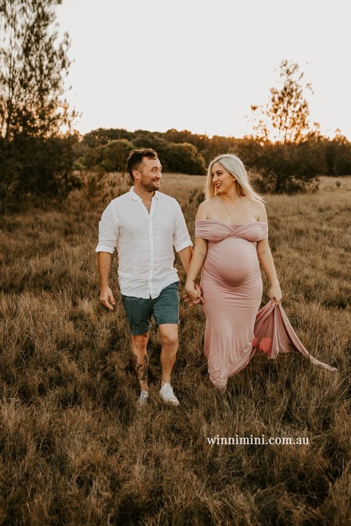 Baby photographer Gold Coast, newborn photography, birth, family, sitter sessions maternity photography, located in Upper Coomera.