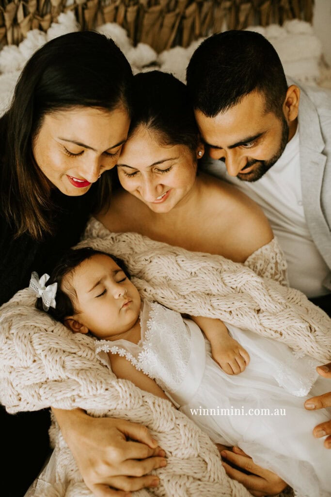 newborn baby family photographer tanha photography photograph photos photo babies gold coast brisbane the best family picture pictures tanha basile winni mini