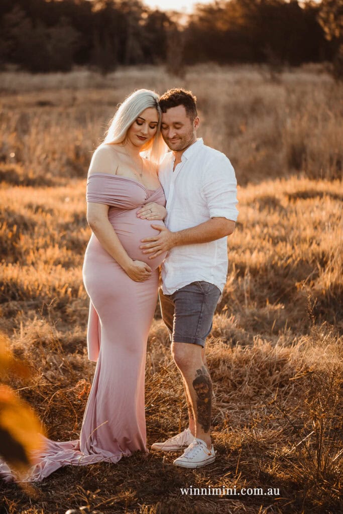 Baby photographer Gold Coast, newborn photography, birth, family, sitter sessions maternity photography, located in Upper Coomera.