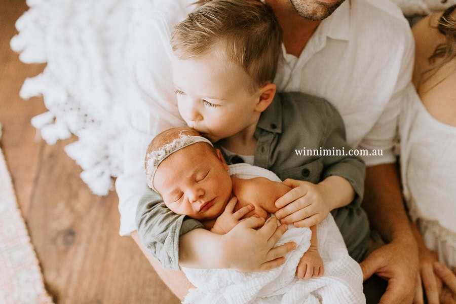 newborn baby family photographer tanha photography photograph photos photo babies gold coast brisbane the best family picture pictures tanha basile winni mini