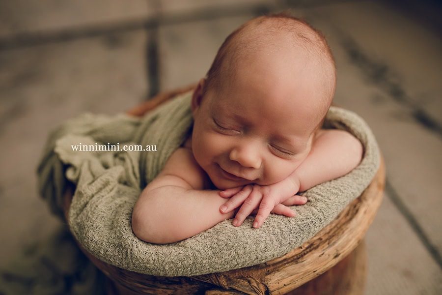 newborn baby family photographer tanha photography photograph photos photo babies gold coast brisbane the best family picture pictures tanha basile winni mini
