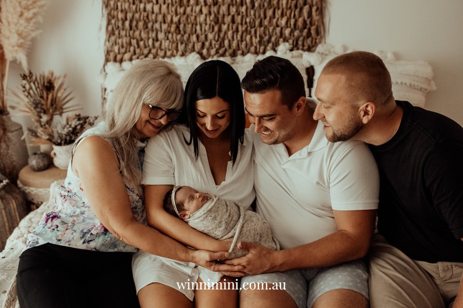 newborn family baby family photos photography pindara bunting obstetrician mater mothers