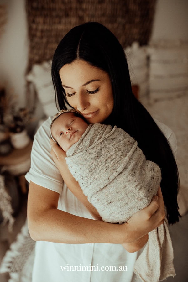 newborn family baby family photos photography pindara bunting obstetrician mater mothers