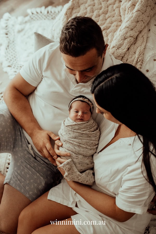 newborn family baby family photos photography pindara bunting obstetrician mater mothers