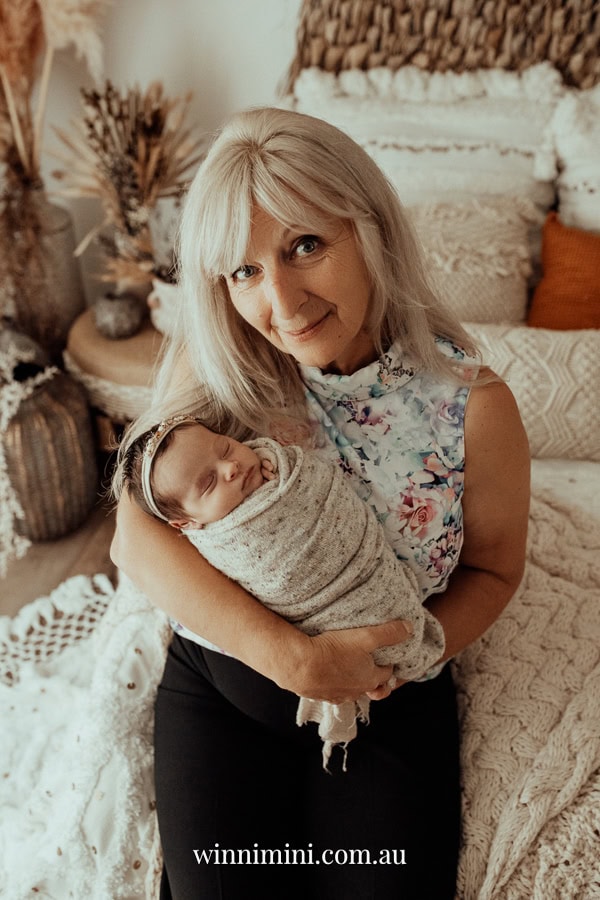 newborn family baby family photos photography pindara bunting obstetrician mater mothers