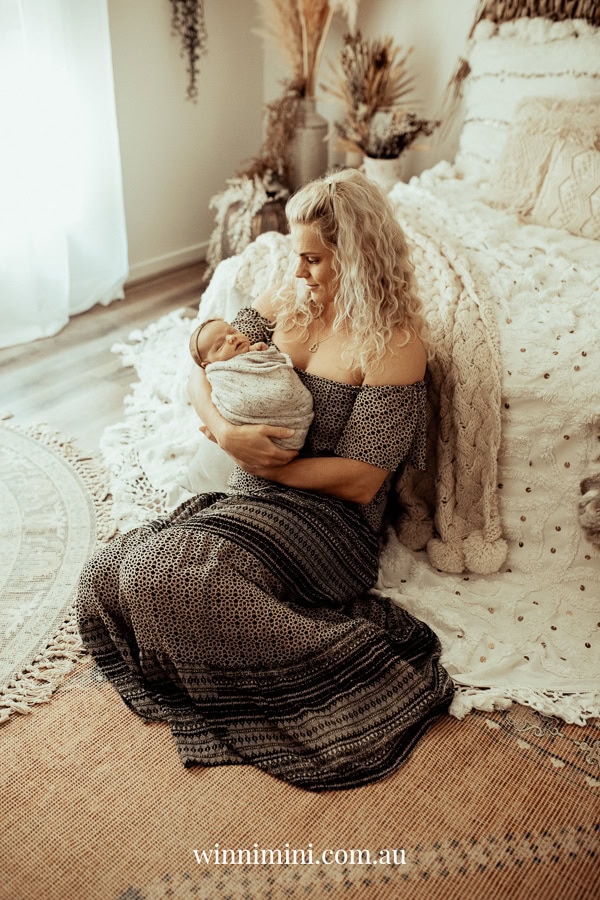 newborn family baby family photos photography pindara bunting obstetrician mater mothers