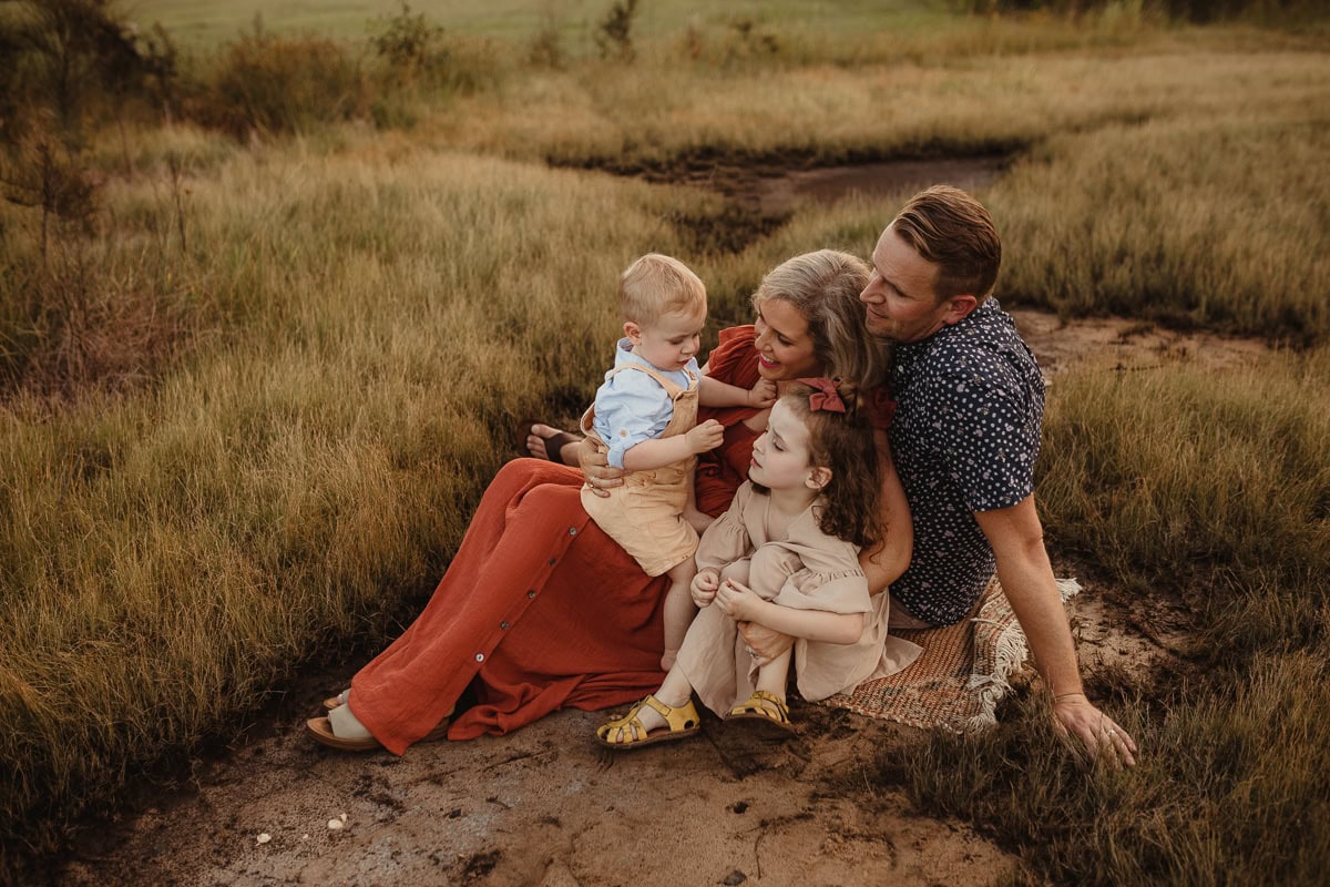newborn family baby family photos photography pindara bunting obstetrician