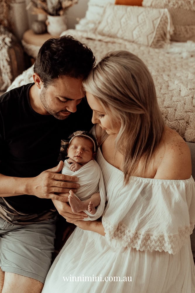 newborn family baby family photos photography pindara bunting obstetrician