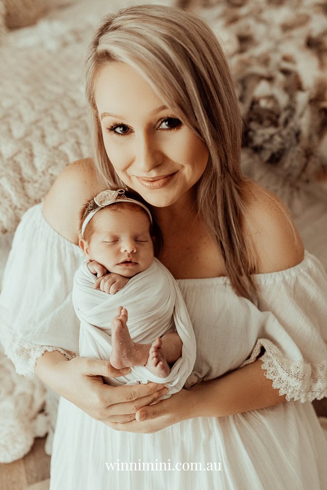 newborn family baby family photos photography pindara bunting obstetrician