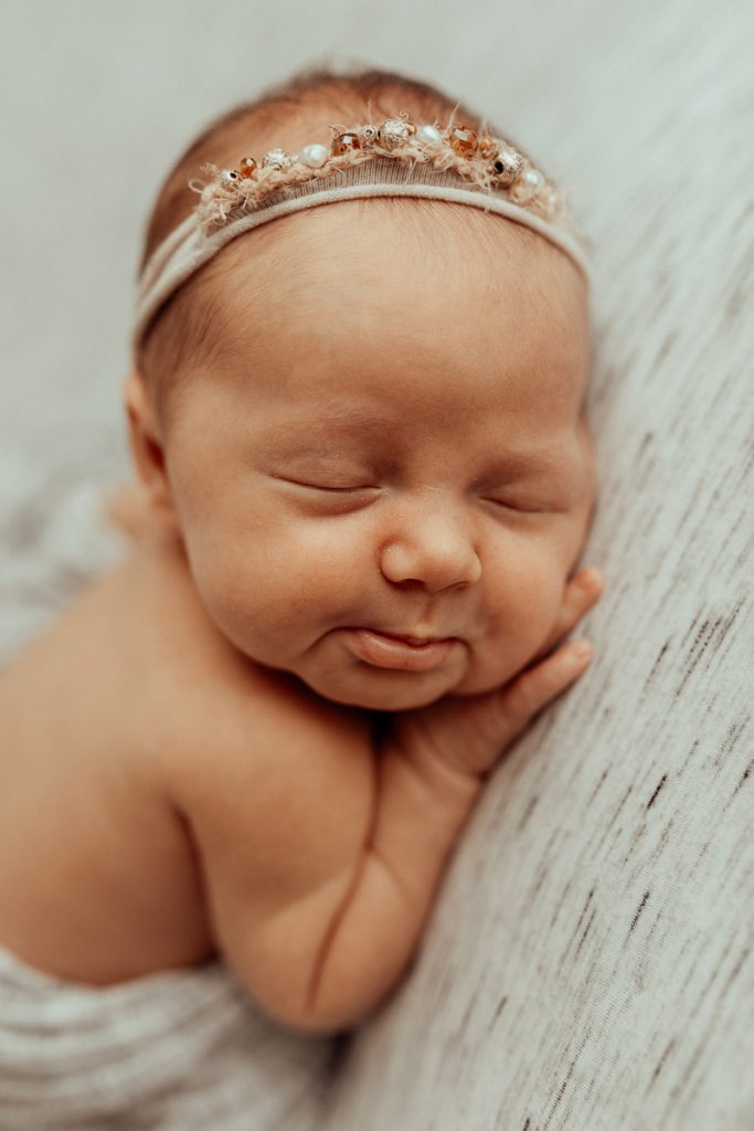 newborn family baby family photos photography pindara bunting obstetrician