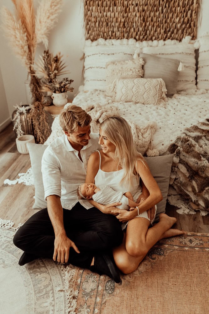 newborn family baby family photos photography pindara bunting obstetrician