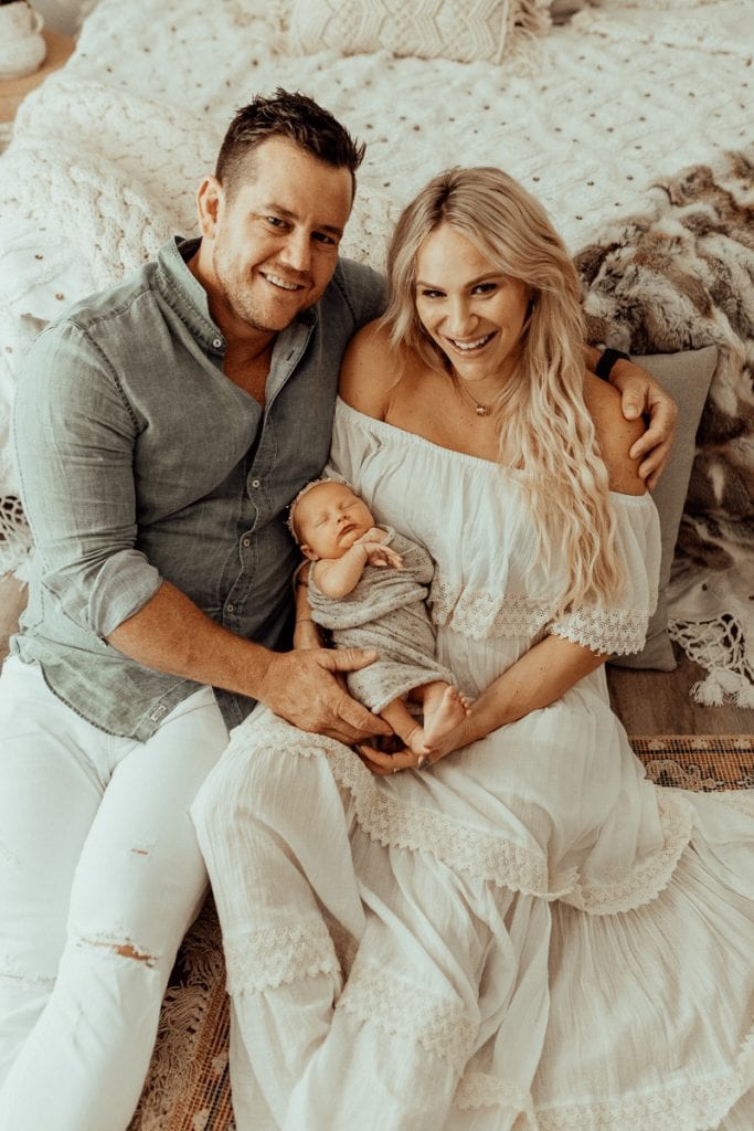 newborn family baby family photos photography pindara bunting obstetrician