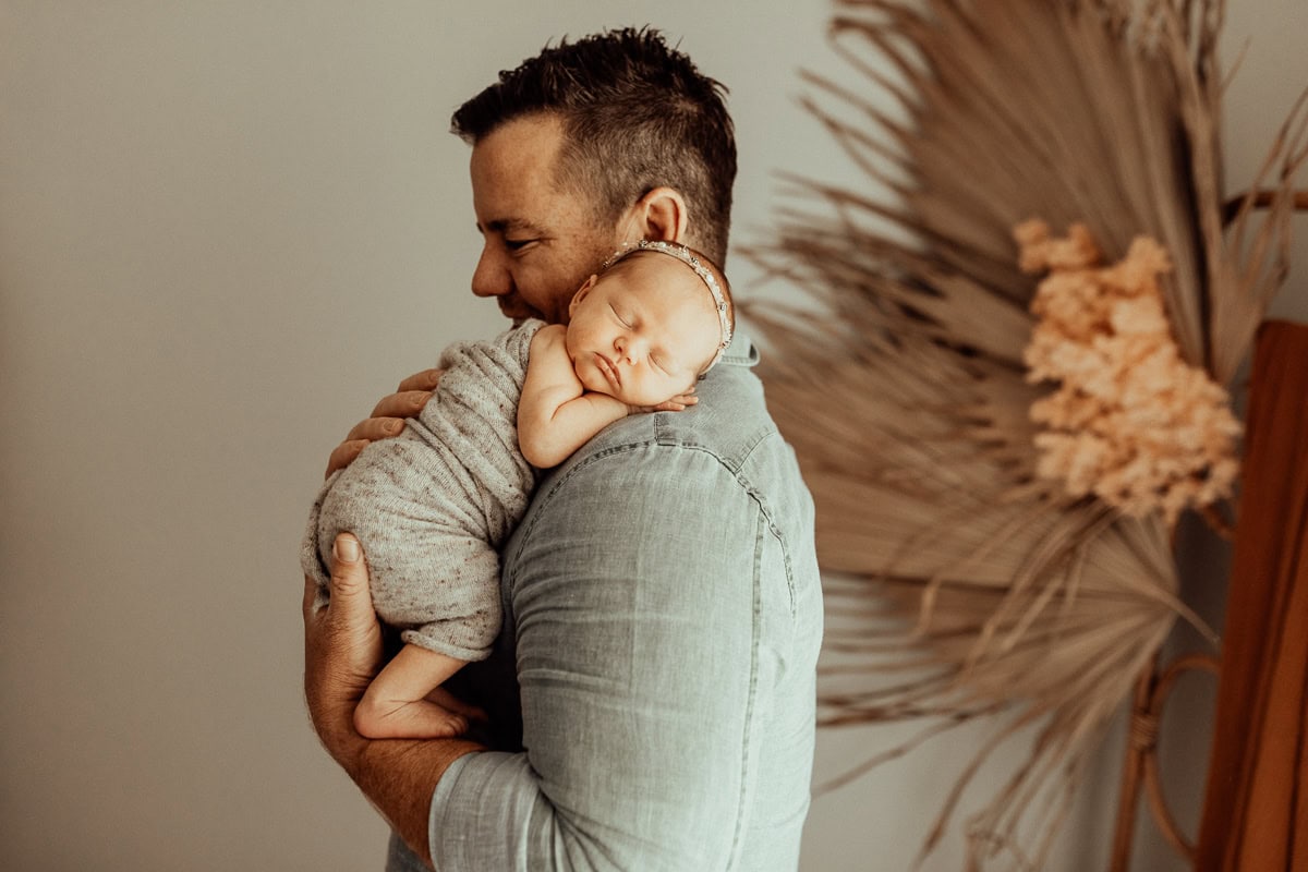 newborn family baby family photos photography pindara bunting obstetrician