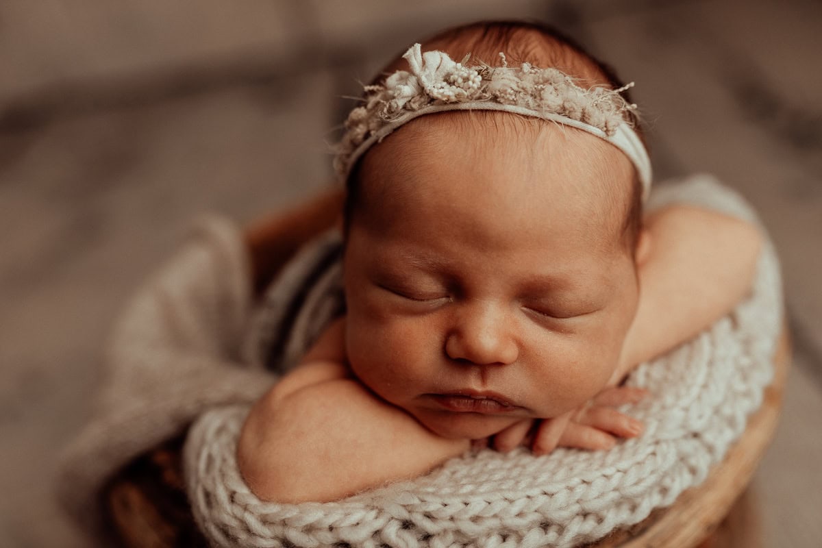 newborn family baby family photos photography pindara bunting obstetrician