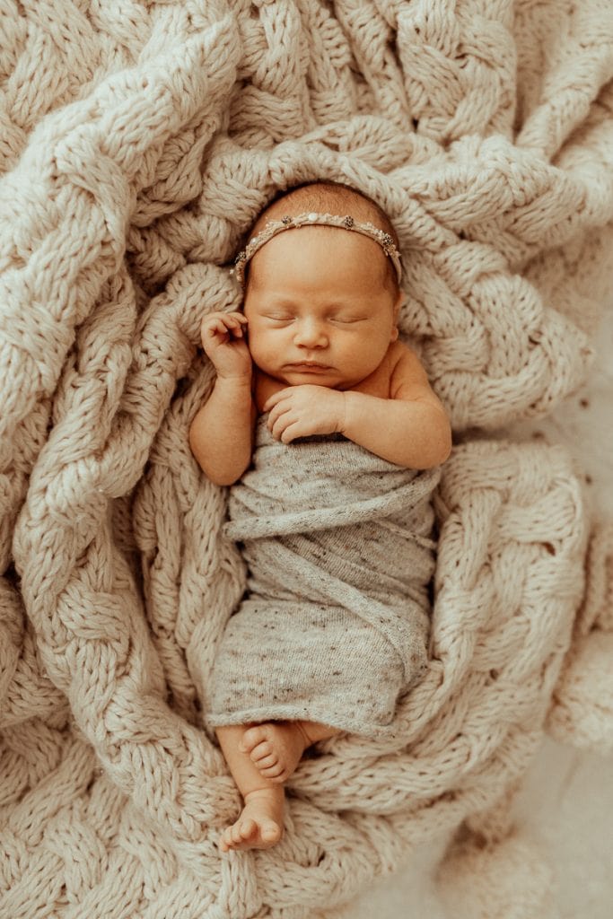 newborn family baby family photos photography pindara bunting obstetrician