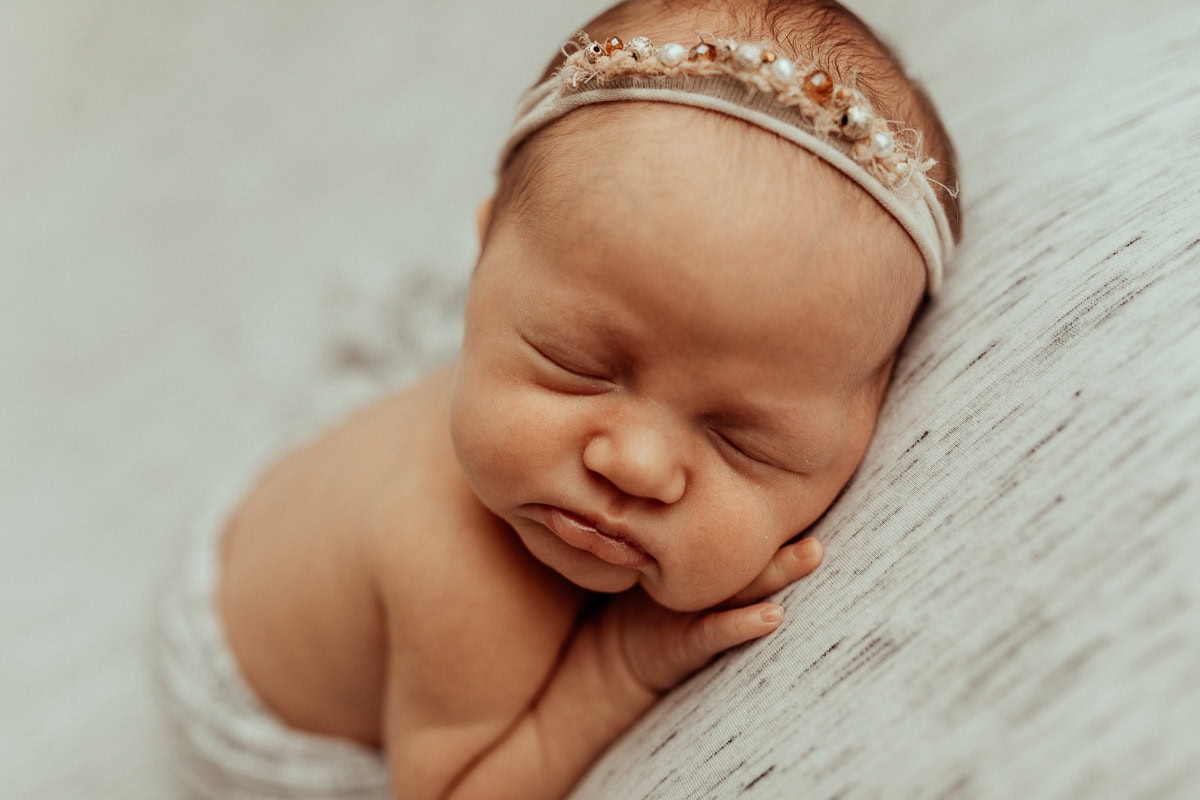 newborn family baby family photos photography pindara bunting obstetrician