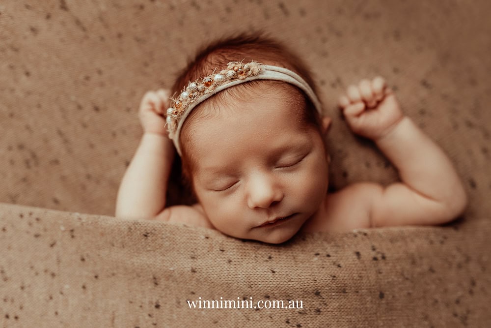 newborn family baby family photos photography pindara bunting obstetrician