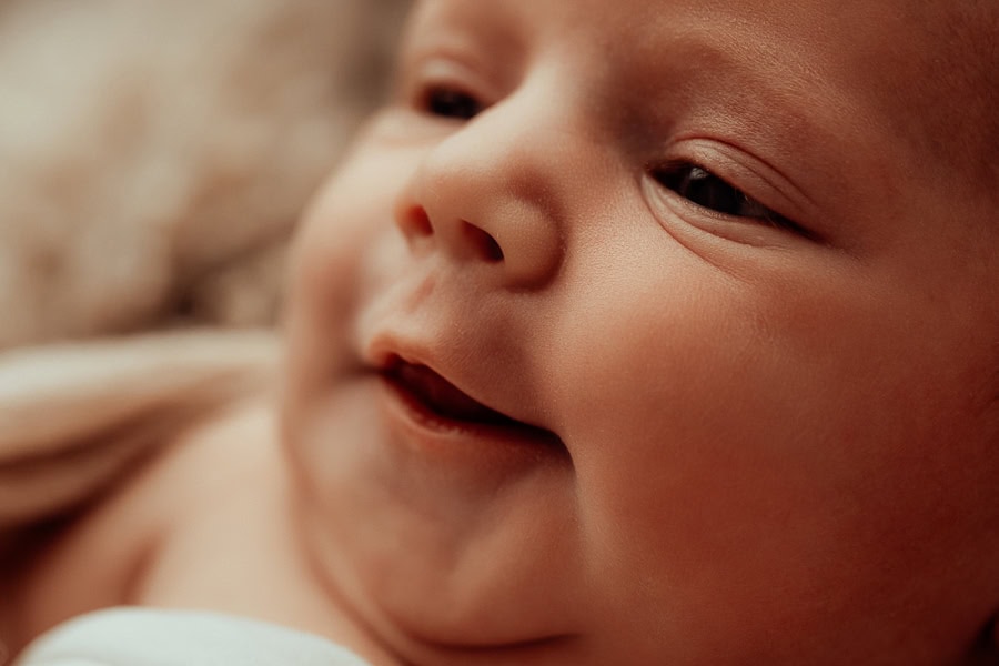 newborn baby maternity family photographer photography photos gold coast brisbane upper coomera tanha basile winni & mini pindara private hospital hypnobirth pregnancy babies portraits photoshoot