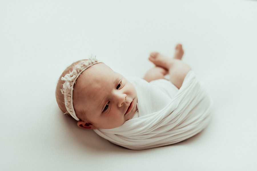 newborn baby maternity family photographer photography photos gold coast brisbane upper coomera tanha basile winni & mini pindara private hospital hypnobirth pregnancy babies portraits photoshoot