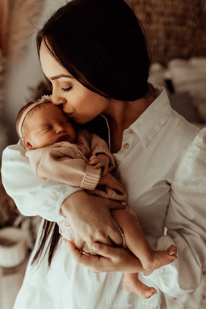 Winni Mini Photography newborn baby family maternity ward photographer gold coast brisbane pregnancy pindara upper coomera-1