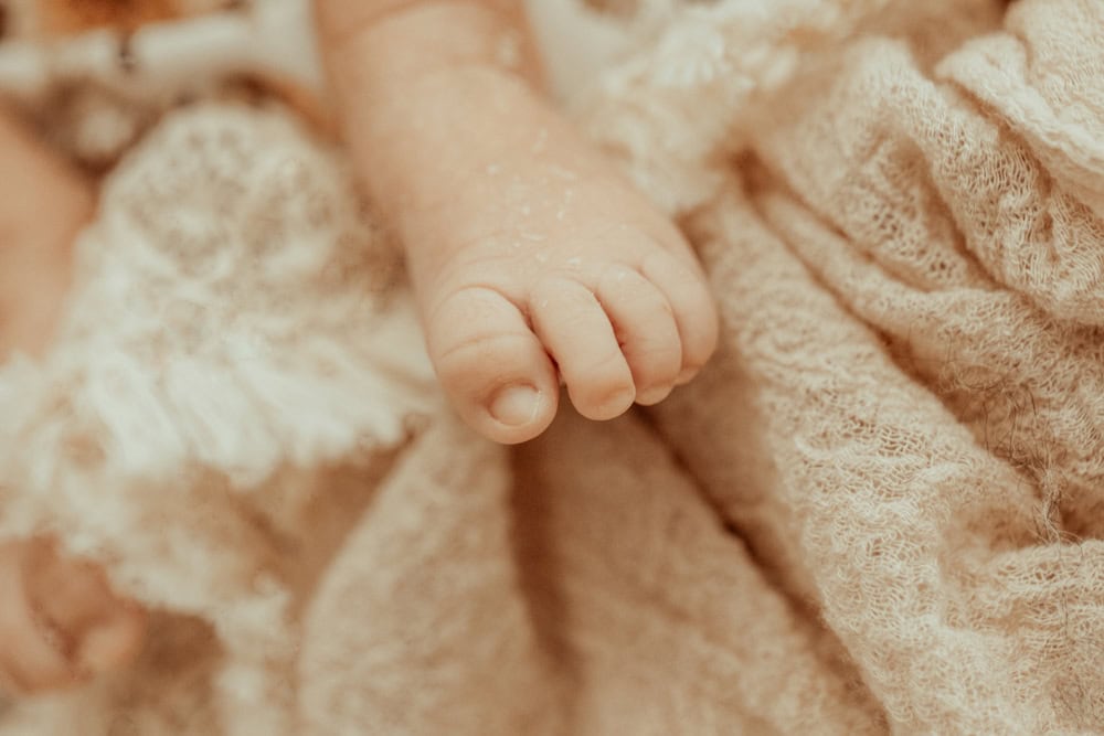 Winni Mini Photography newborn baby family maternity ward photographer gold coast brisbane pregnancy pindara upper coomera-1