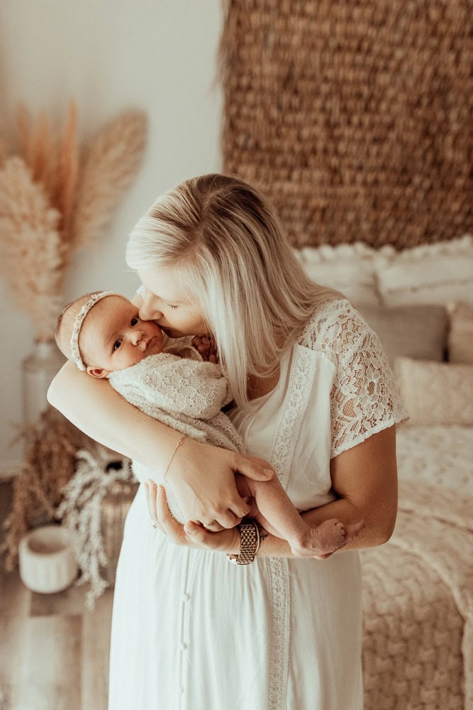 newborn baby family maternity photographer photography photos baby pregnancy pindara gold coast brisbane winni mini tanha upper coomera -20
