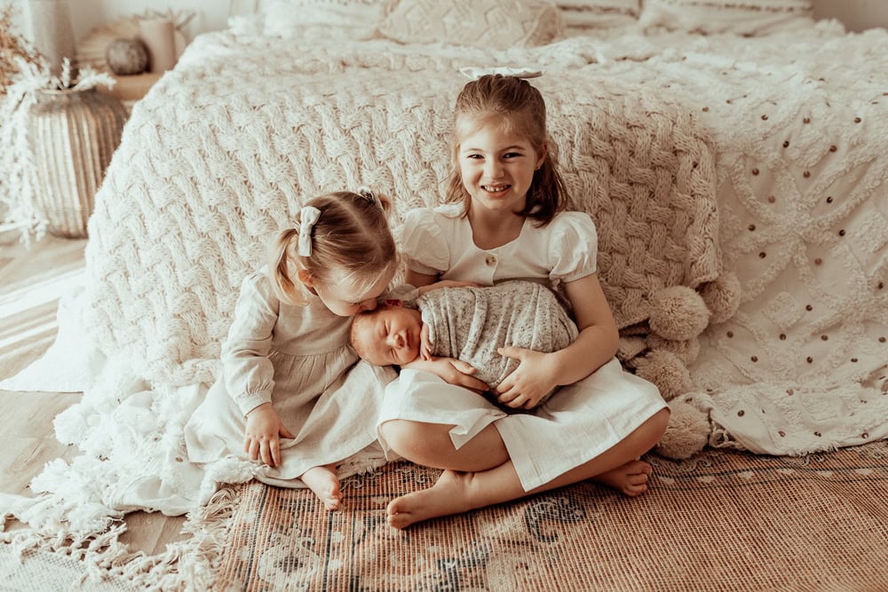 newborn baby family maternity photographer photography photos baby pregnancy pindara gold coast brisbane winni mini tanha upper coomera