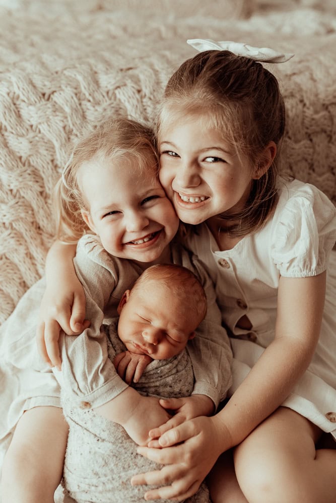 newborn baby family maternity photographer photography photos baby pregnancy pindara gold coast brisbane winni mini tanha upper coomera