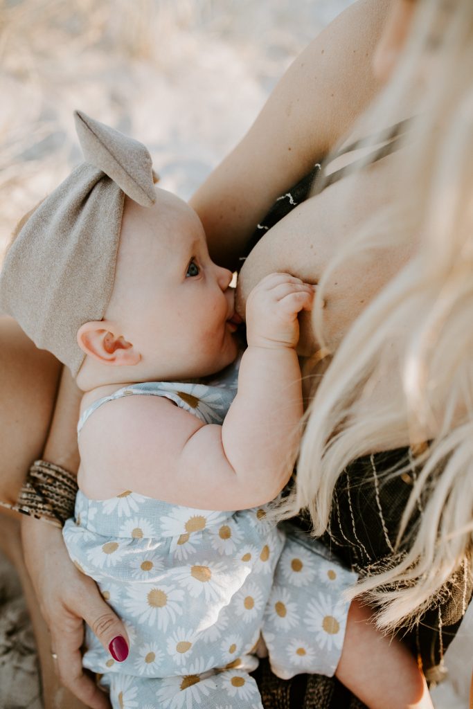 Winni Mini newborn baby family maternity pregnancy photos photographer photography babies pindara mater mothers pregnant pictures sunset studio upper coomera gold coast brisbane