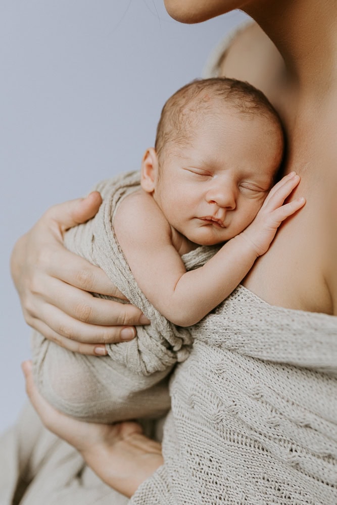 newborn baby maternity pregnancy family photographer photography photos gold coast brisbane Winni & Mini Photography tanha upper coomera pindara