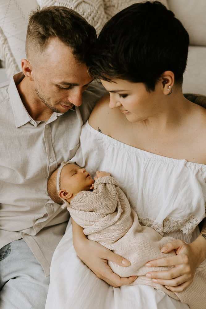 newborn baby maternity pregnancy family photographer photography photos gold coast brisbane Winni & Mini Photography tanha upper coomera pindara