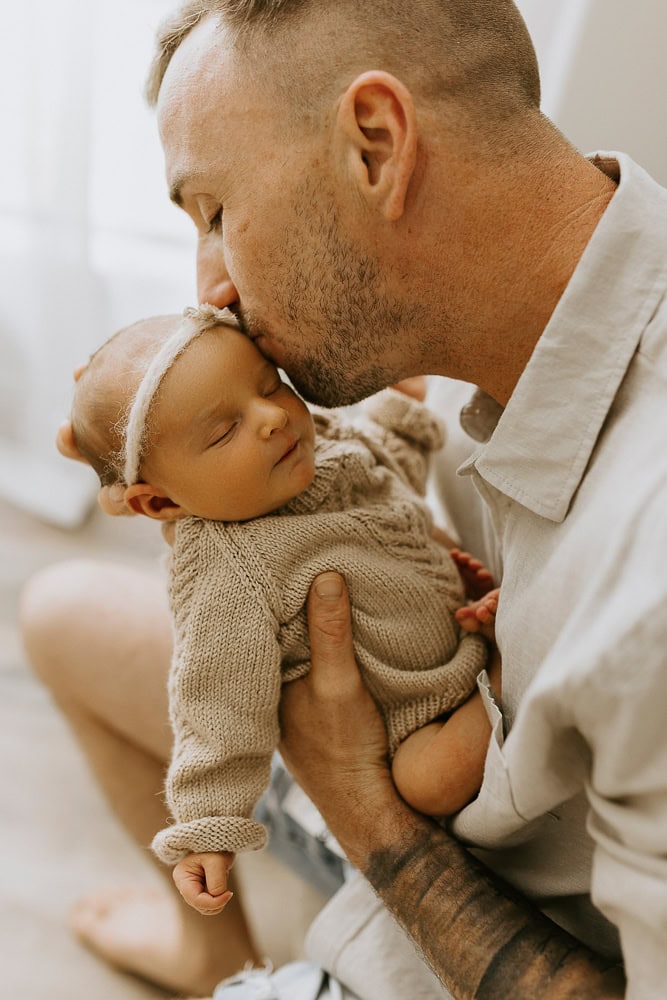 newborn baby maternity pregnancy family photographer photography photos gold coast brisbane Winni & Mini Photography tanha upper coomera pindara