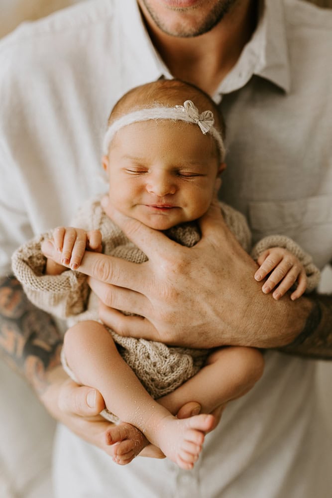 newborn baby maternity pregnancy family photographer photography photos gold coast brisbane Winni & Mini Photography tanha upper coomera pindara
