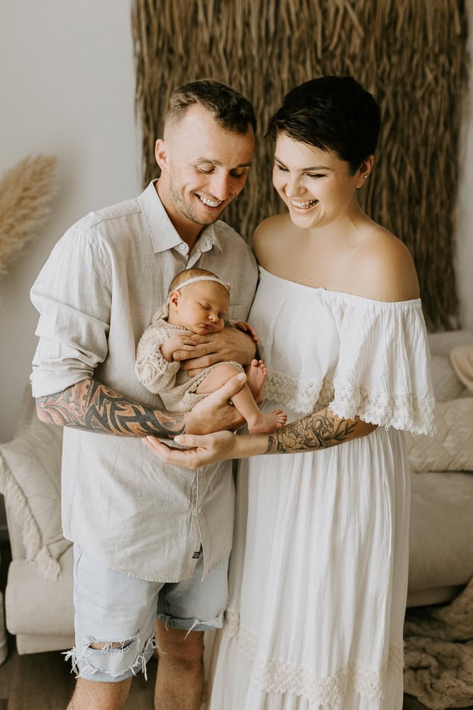 newborn baby maternity pregnancy family photographer photography photos gold coast brisbane Winni & Mini Photography tanha upper coomera pindara
