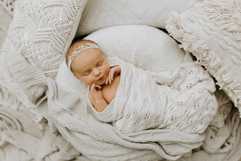 newborn baby maternity pregnancy family photographer photography photos gold coast brisbane Winni & Mini Photography tanha upper coomera pindara