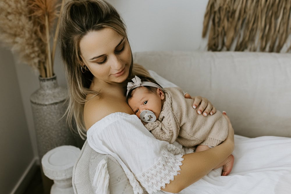 newborn baby maternity pregnancy family photographer photography photos gold coast brisbane Winni & Mini Photography tanha upper coomera pindara