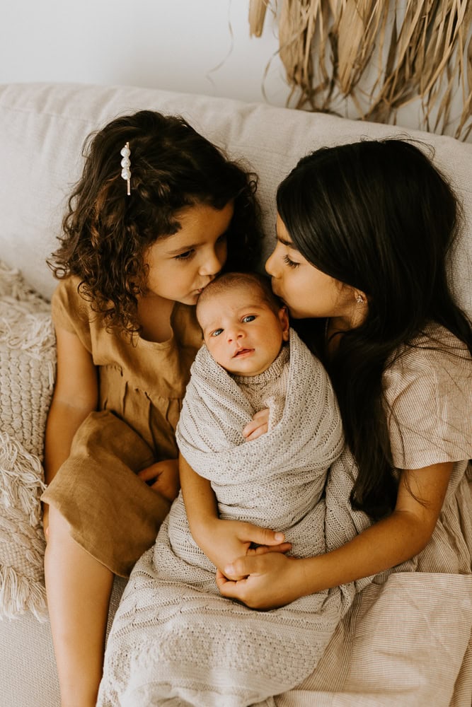 tanha Winni & Mini Photography baby family babies pregnancy maternity photos studio photographer gold coast brisbane pindara