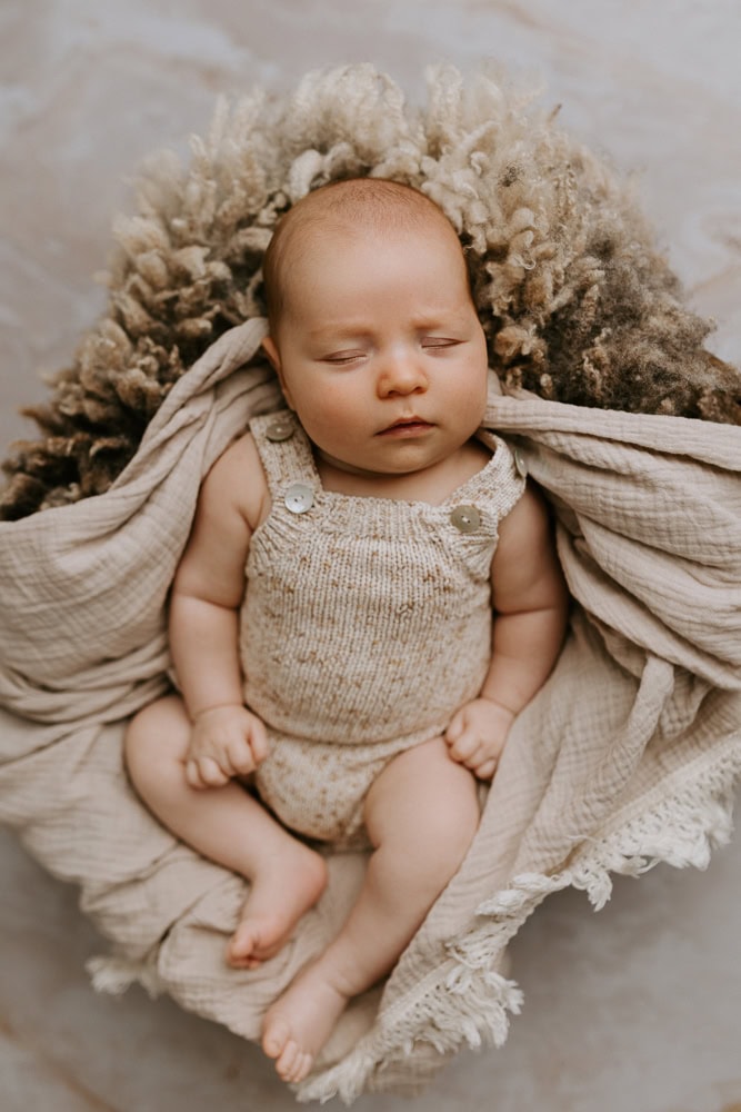 newborn baby maternity pregnancy family photographer photography photos gold coast brisbane Winni & Mini Photography tanha upper coomera pindara