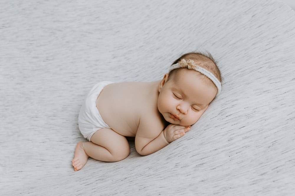 newborn baby maternity pregnancy family photographer photography photos gold coast brisbane Winni & Mini Photography tanha upper coomera pindara
