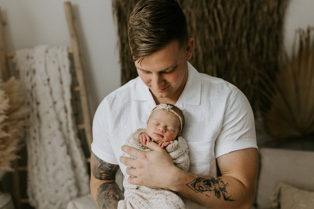 newborn baby maternity pregnancy family photographer photography photos gold coast brisbane Winni & Mini Photography tanha upper coomera pindara