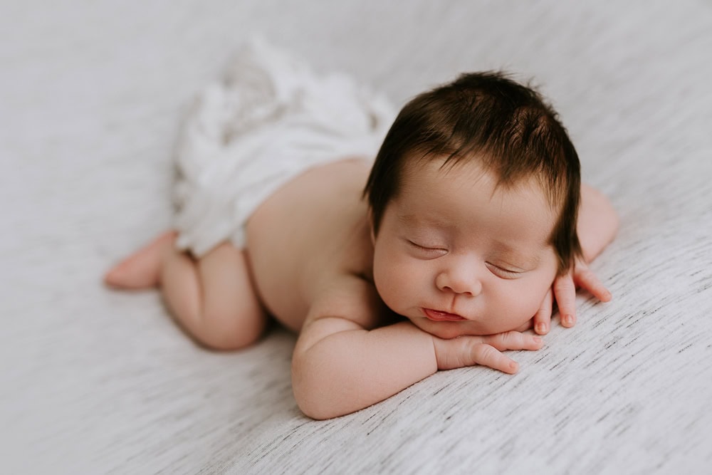 newborn baby maternity pregnancy family photographer photography photos gold coast brisbane Winni & Mini Photography tanha upper coomera pindara