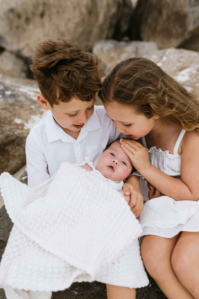 newborn baby maternity pregnancy family photographer photography photos gold coast brisbane Winni & Mini Photography tanha upper coomera pindara