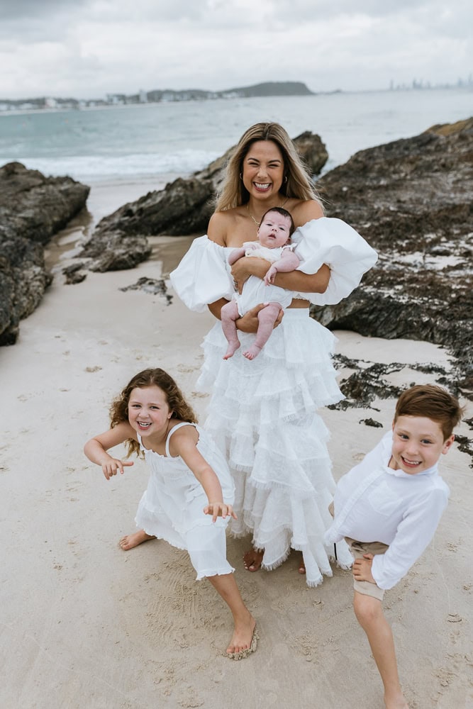 newborn baby maternity pregnancy family photographer photography photos gold coast brisbane Winni & Mini Photography tanha upper coomera pindara