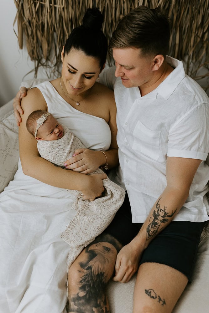 newborn baby maternity pregnancy family photographer photography photos gold coast brisbane Winni & Mini Photography tanha upper coomera pindara