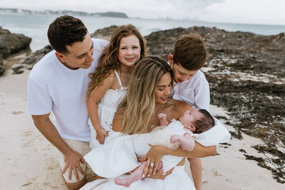 newborn baby maternity pregnancy family photographer photography photos gold coast brisbane Winni & Mini Photography tanha upper coomera pindara