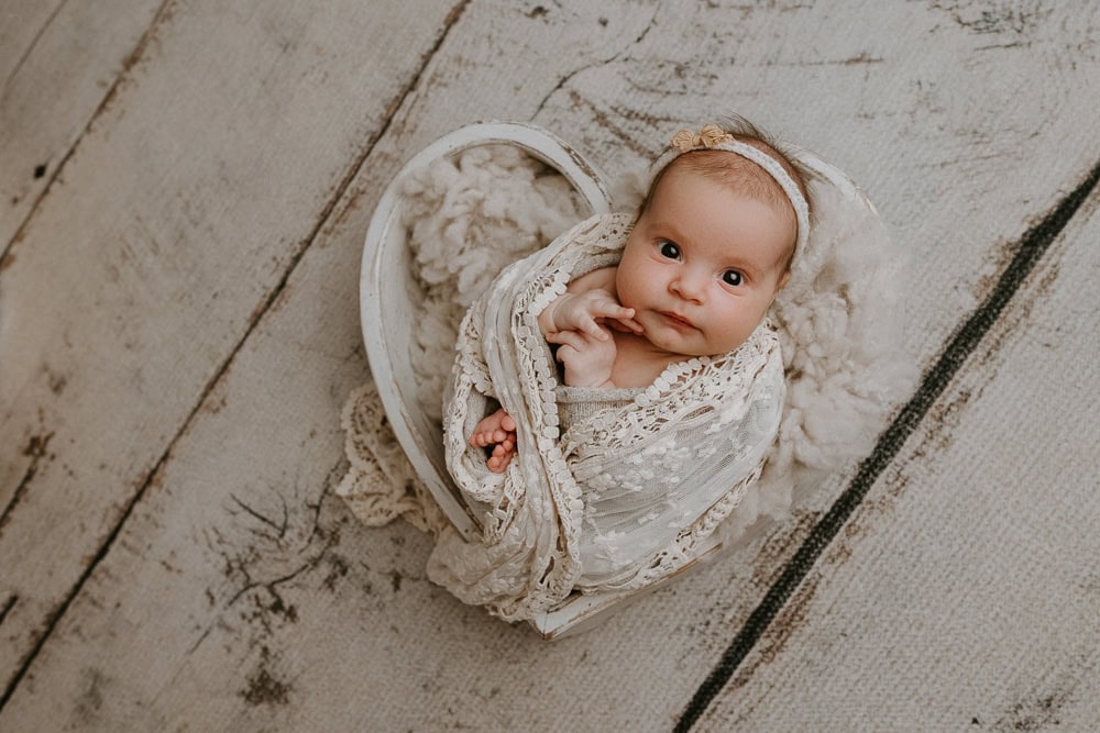 newborn baby maternity pregnancy family photographer photography photos gold coast brisbane Winni & Mini Photography tanha upper coomera pindara