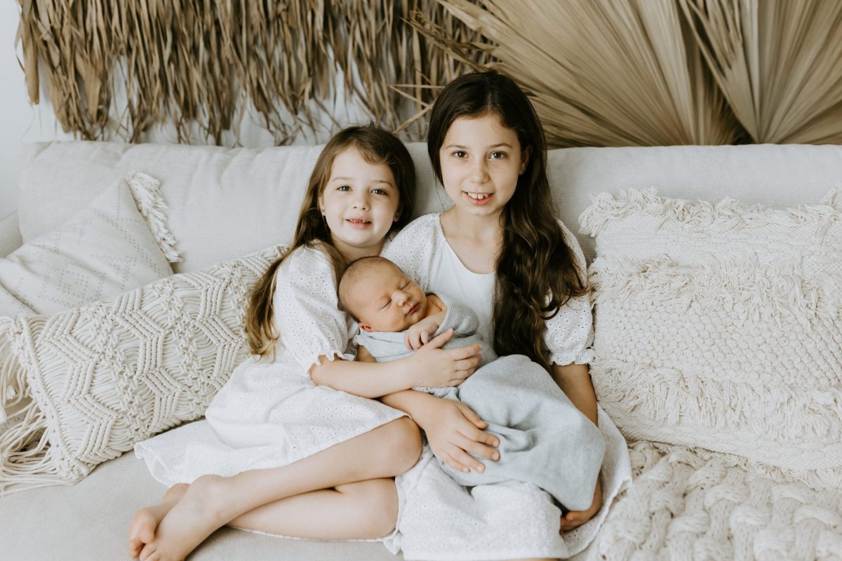 newborn baby maternity pregnancy family photographer photography photos gold coast brisbane Winni & Mini Photography tanha upper coomera pindara